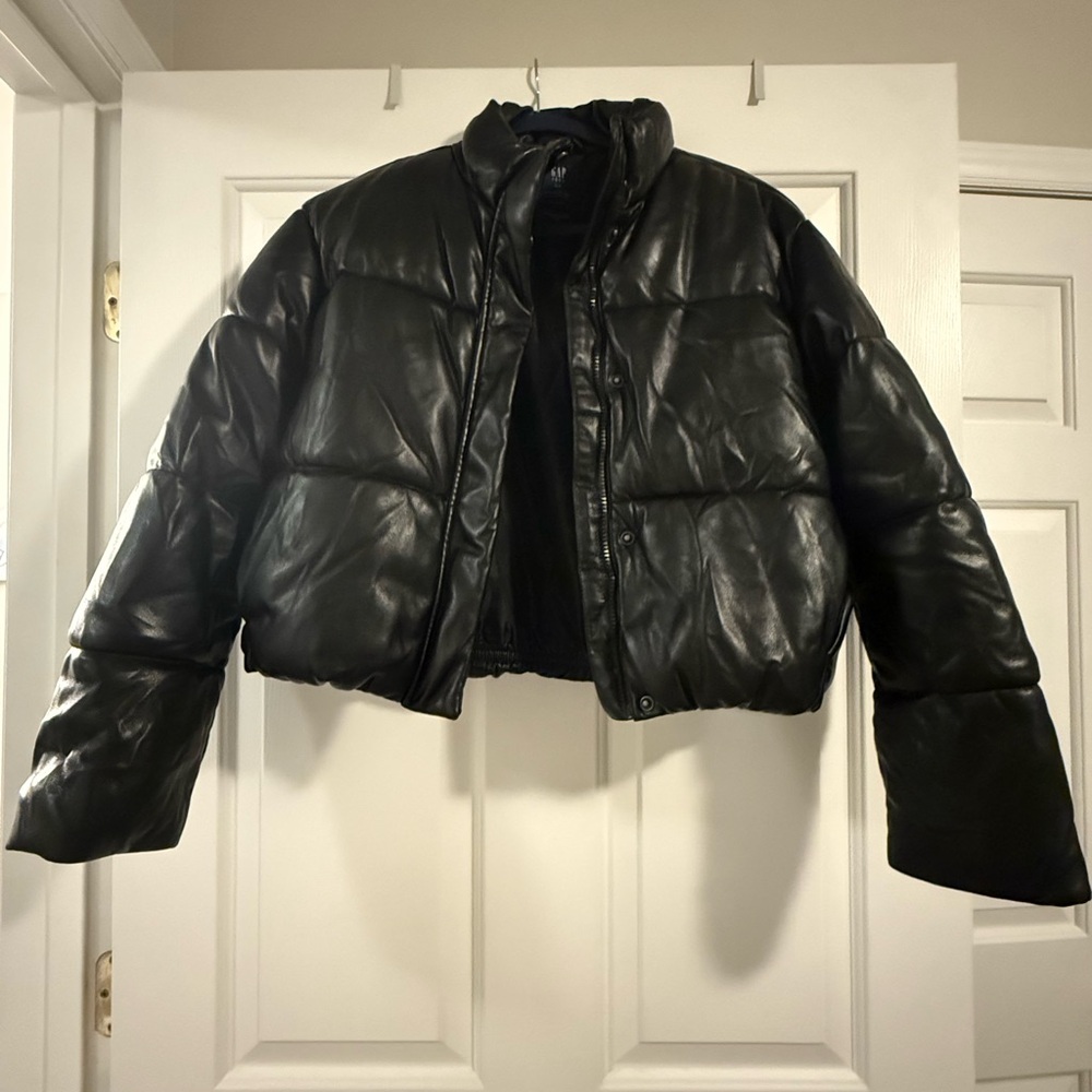 GAP Shiny Black Teen Puffer Jacket